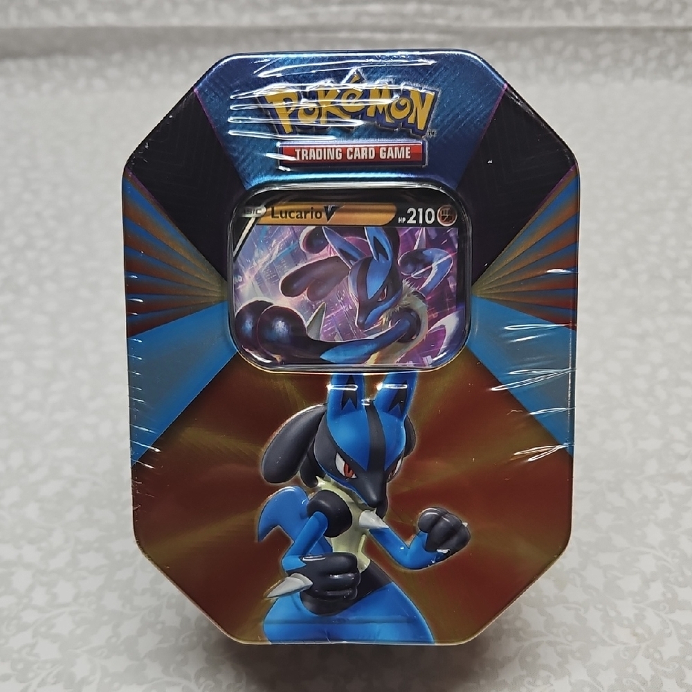 2021 Pokémon TCG Lucario V Tin